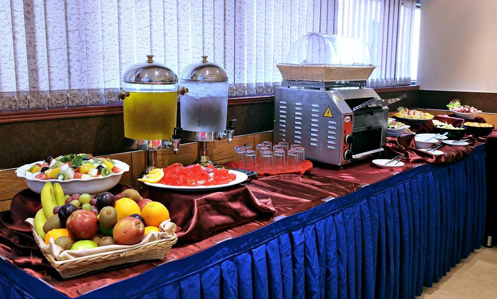 Signature Inn Al Riqqa Dubaj Exteriér fotografie